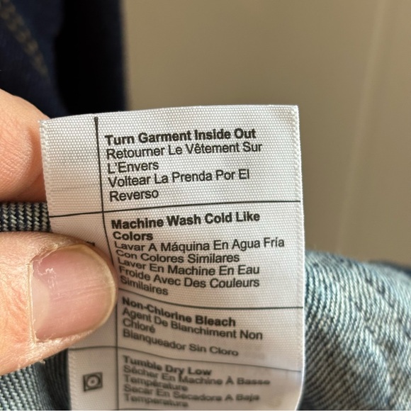 Carhartt Women’s Relaxed Fit Denim Chore Coat NWT Rugged Flex Dark Wash (S 4–6) - Picture 8 of 11